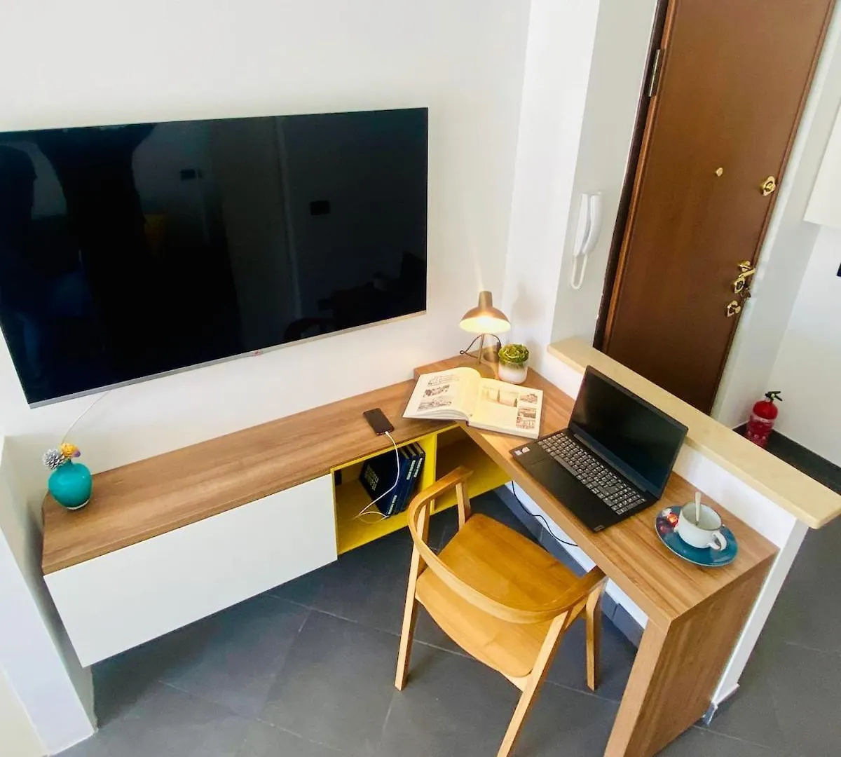 New! Bright, Quiet And Cozy Lägenhet Milano 0*,
